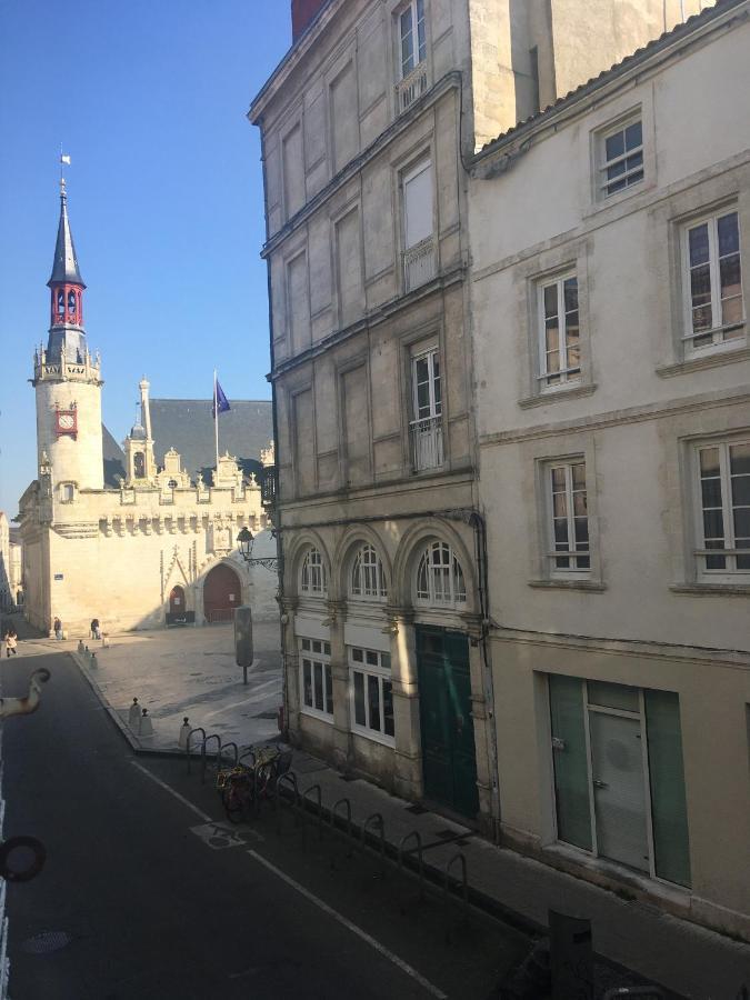 Hotel De Ville 3 Et Parking La Rochelle  Eksteriør bilde